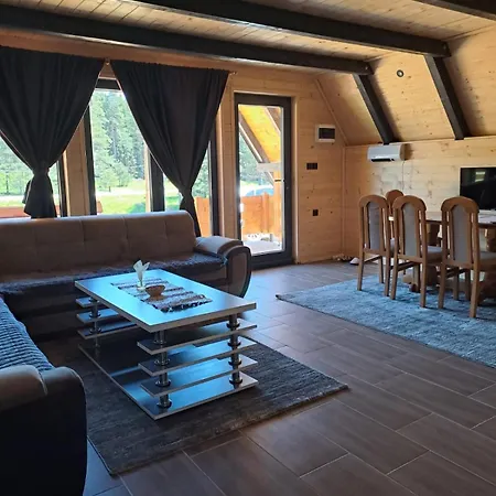 度假居 Romanija Vikendice 塞拉耶佛